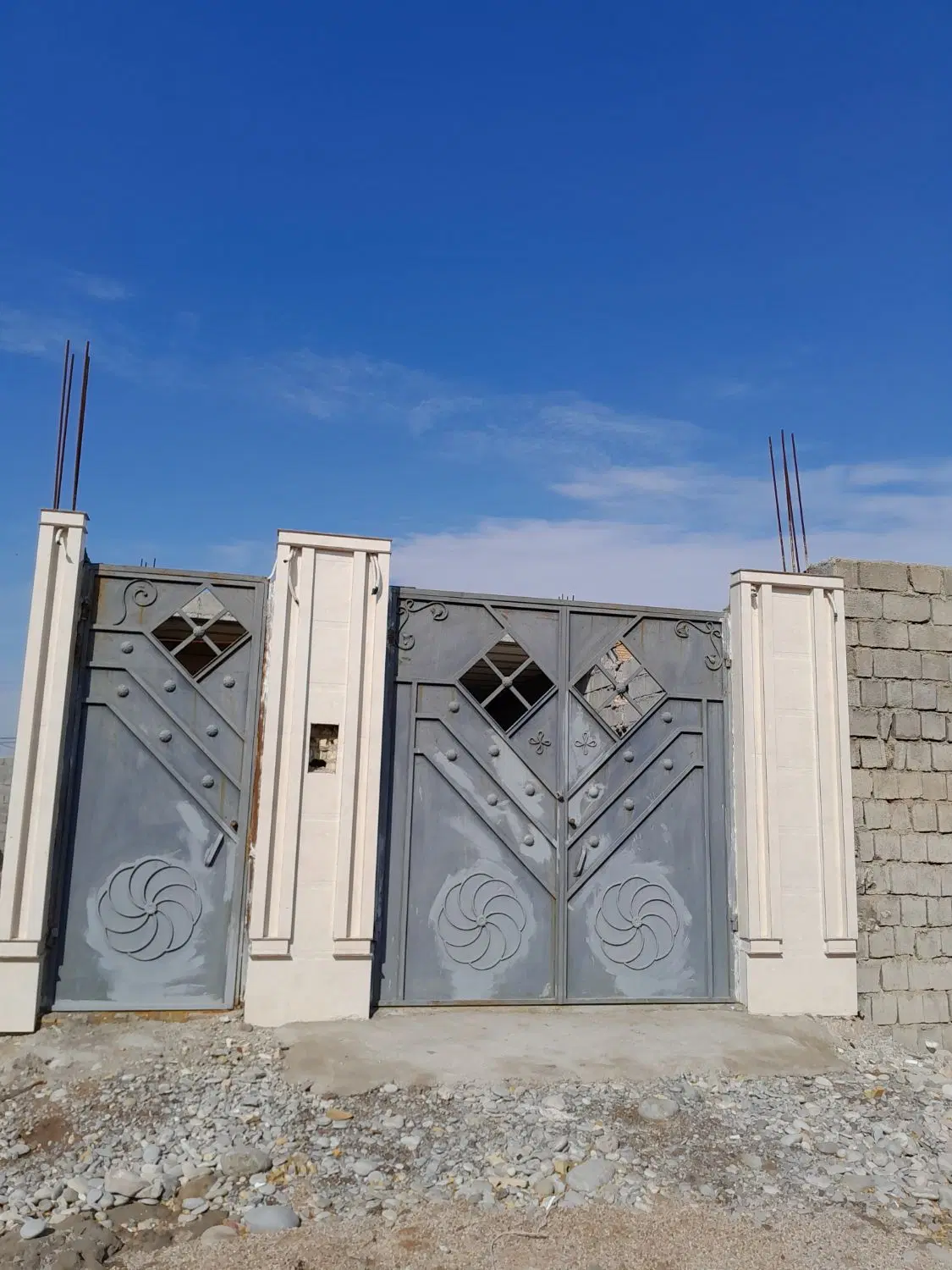 خونه 100متر نیمه کار