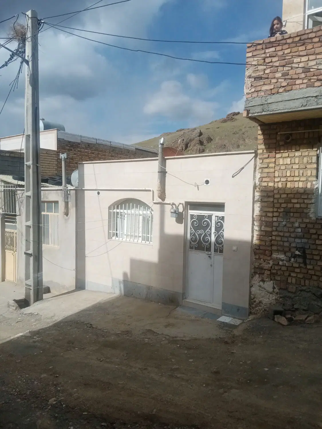 خانه ۵۰ متری تازه ساخت نایسر