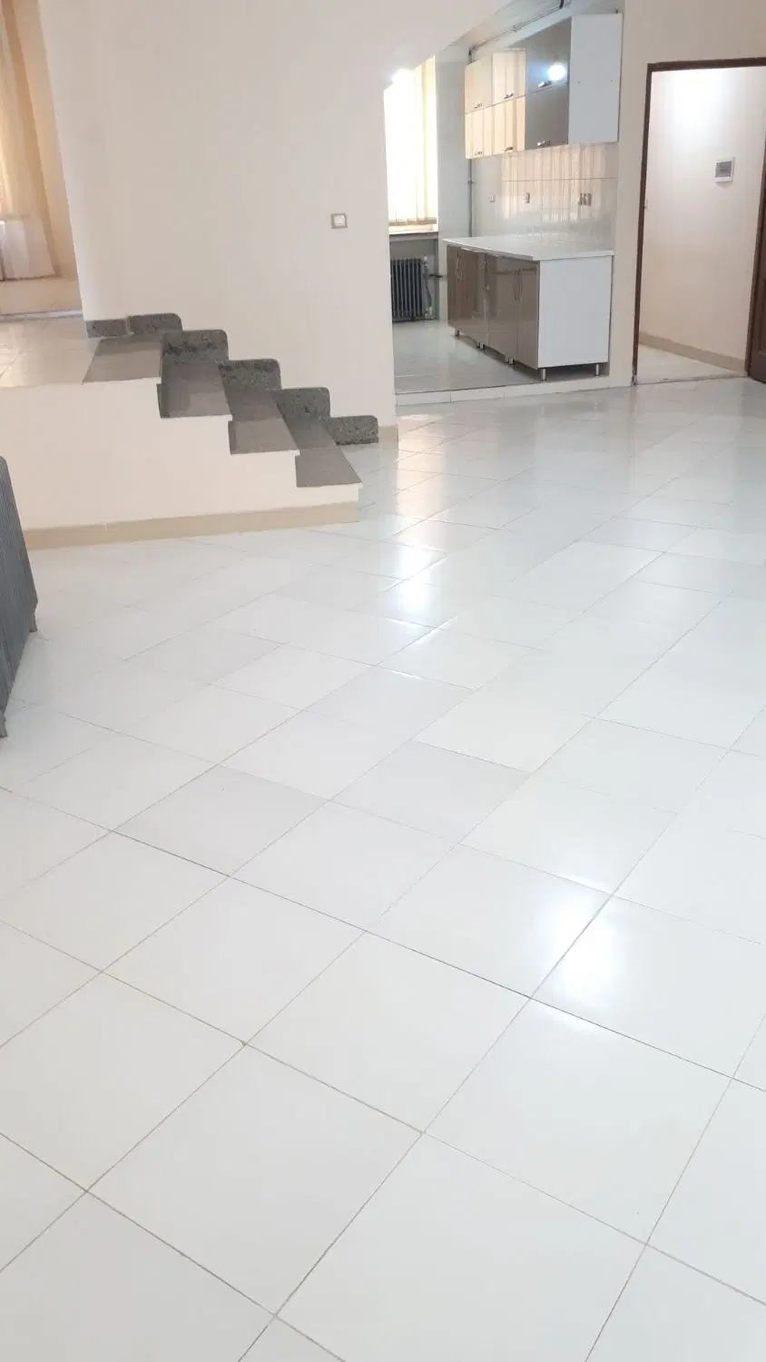 اجاره ساختمان ۲ خوابه راه جدا خیابان فاضل ۱