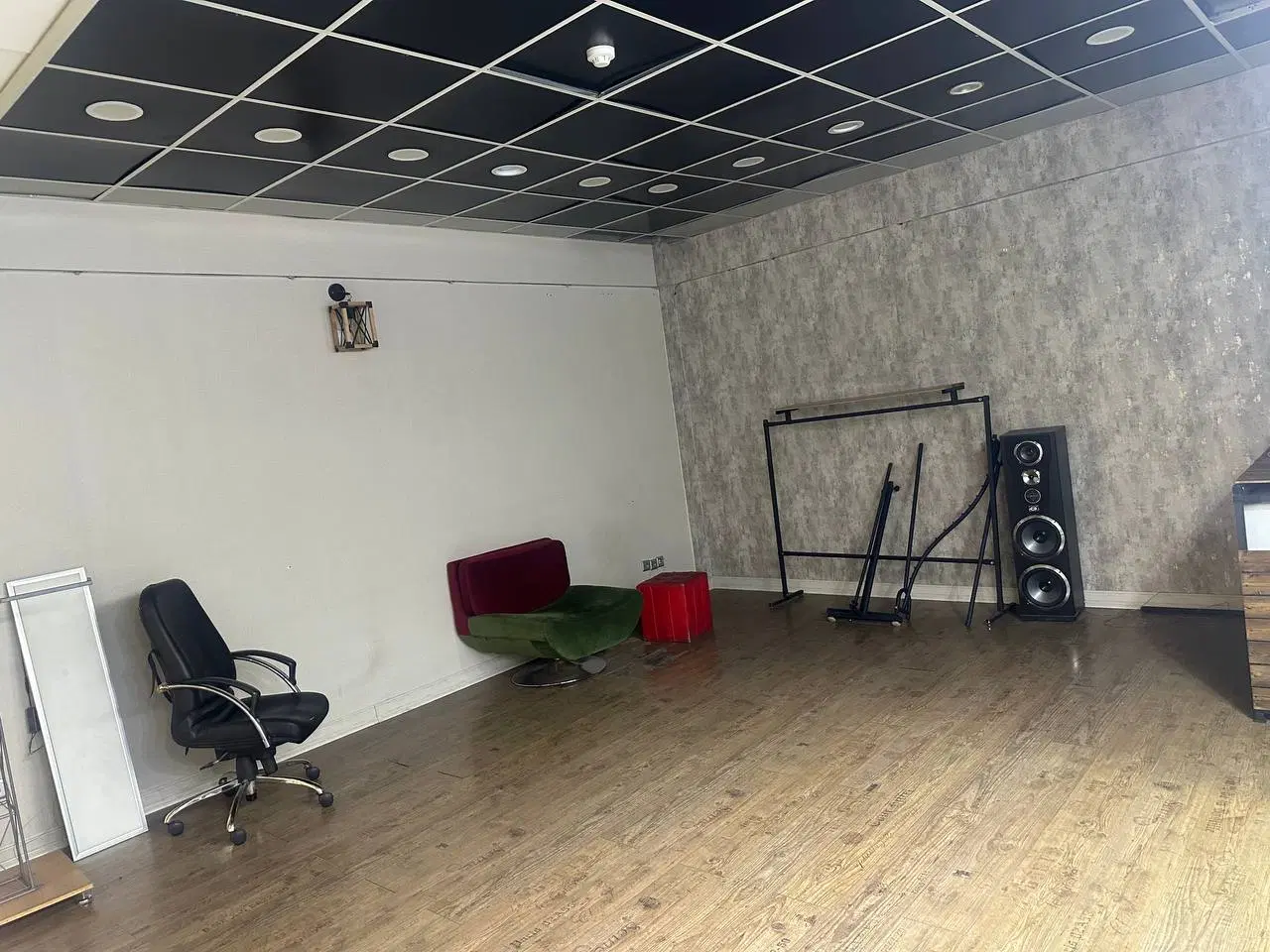 تجاری ۳۶ متری مجتمع اریکه ایرانیان طبقه همکف