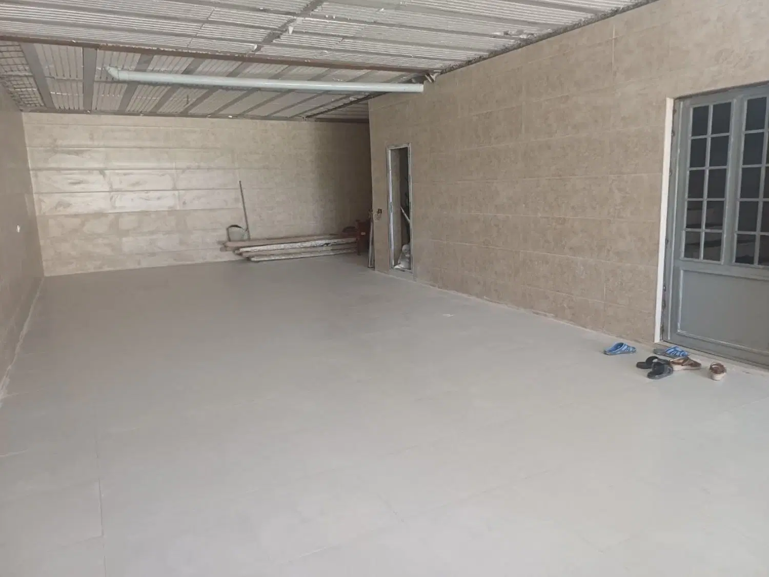 اجاره پارکینگ 160متری