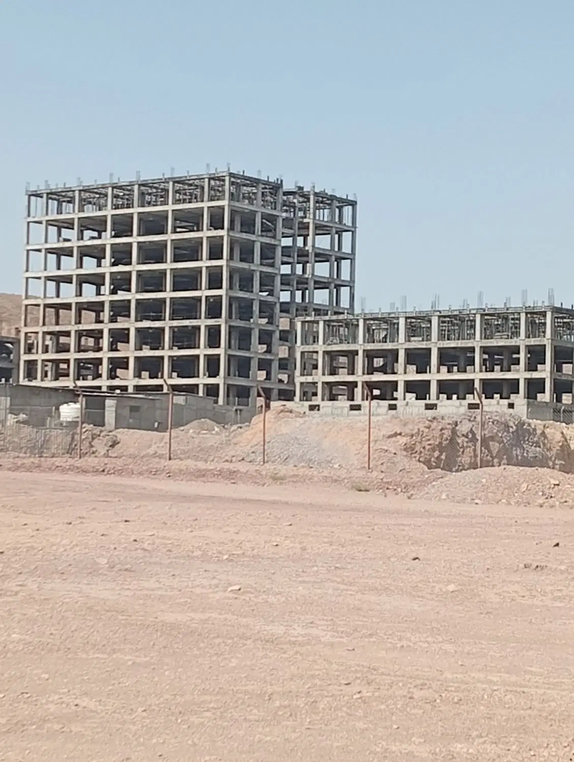 فروش آپارتمان در ورودی شهرجدید پرند