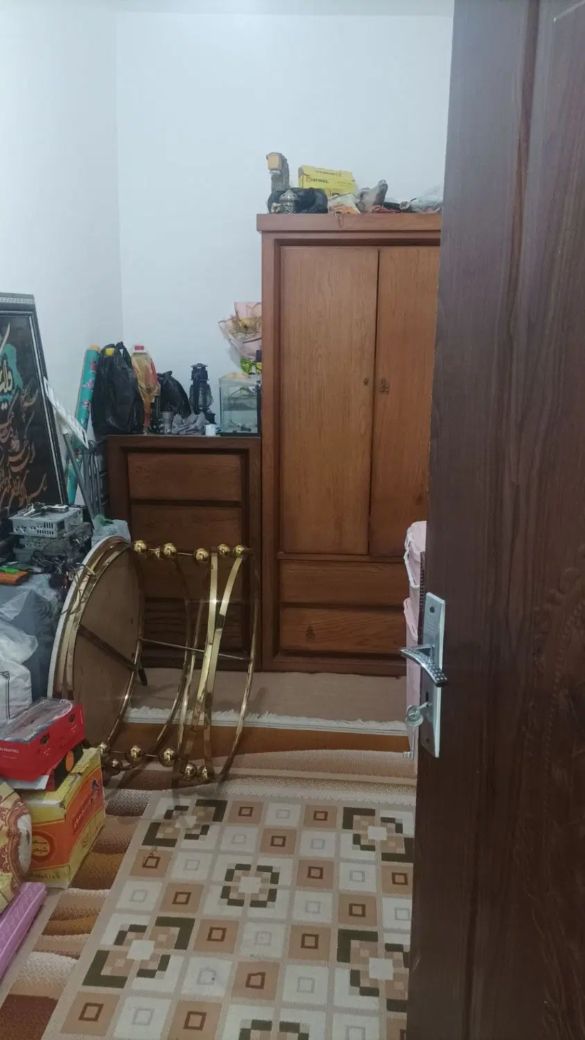 منزل مسکونی ومغازه تجاری