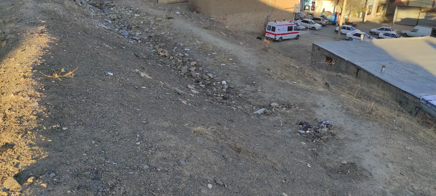 زمین نایسر 142متری