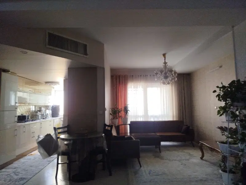 فروش یک واحد آپارتمان130متری فول امکانات