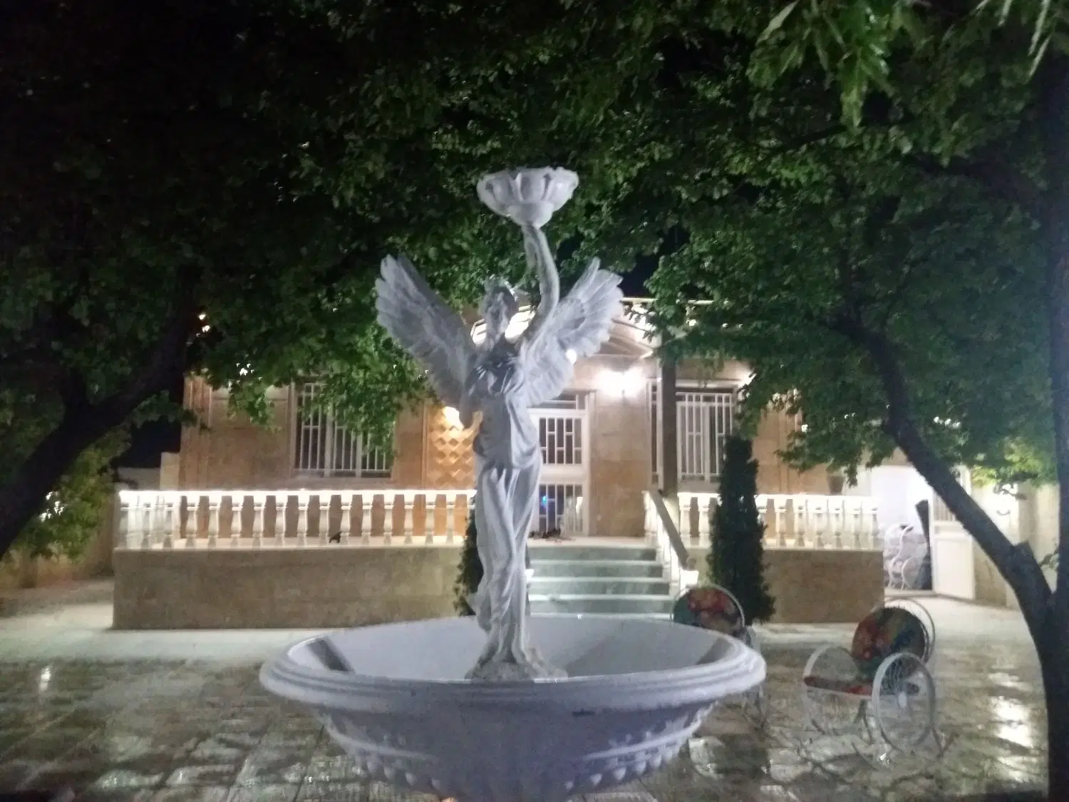 ویلا باغ نظرآبادافتخار
