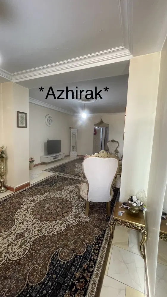 فروش واحد ۷۰ متری طبقه اول