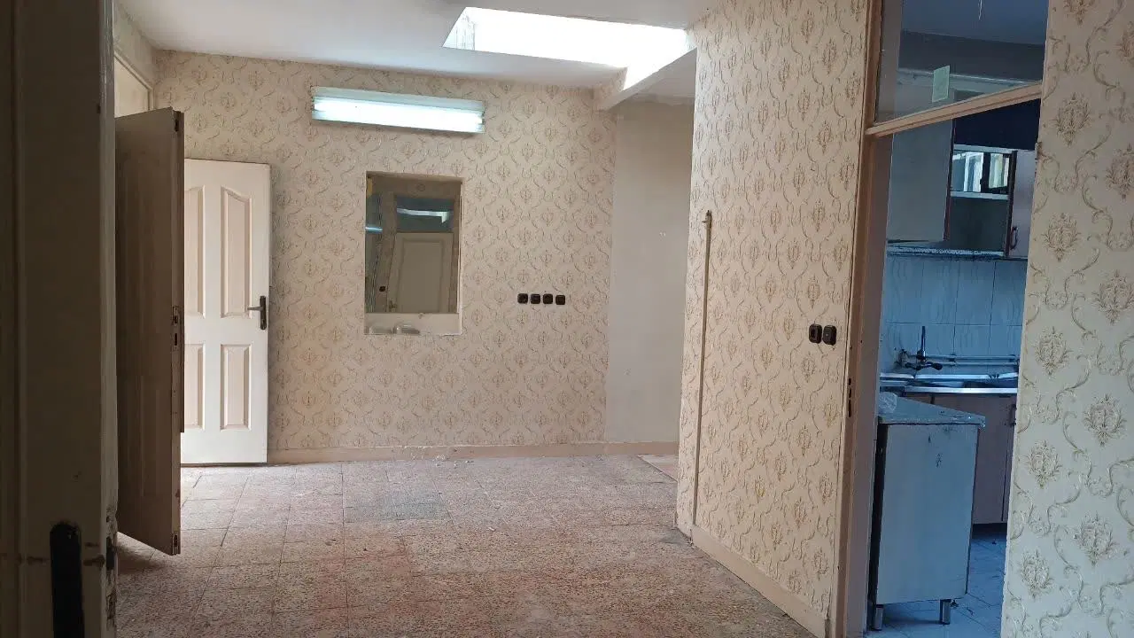 فروش ویلایی کارگاه و مسکونی دوطبقه ۲۰۰ مترساخت ساز