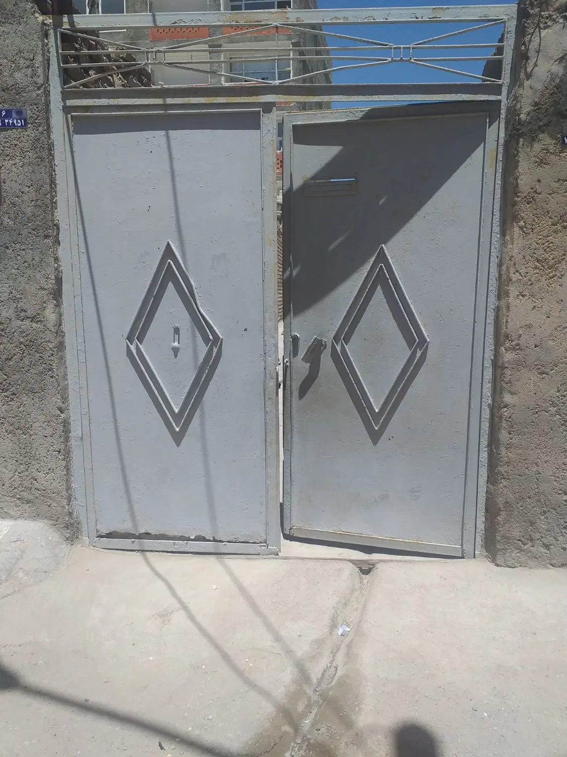 منزل مسکونی