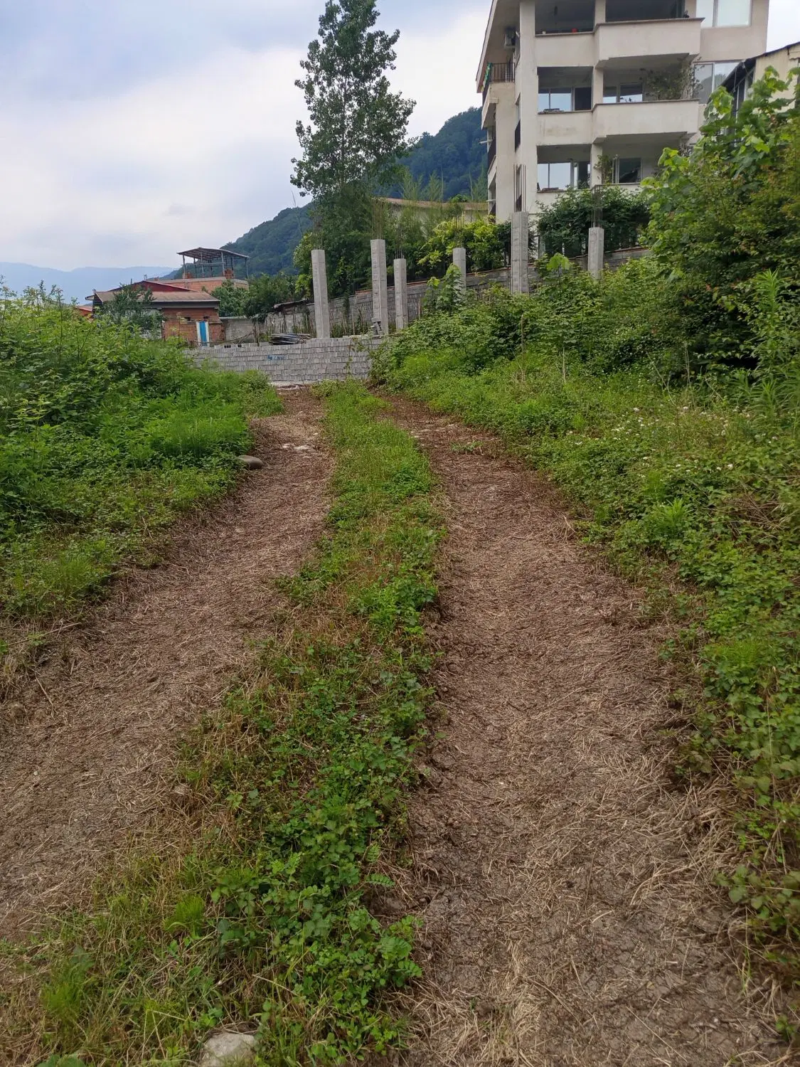 زمین فروشی در روستای جوارم