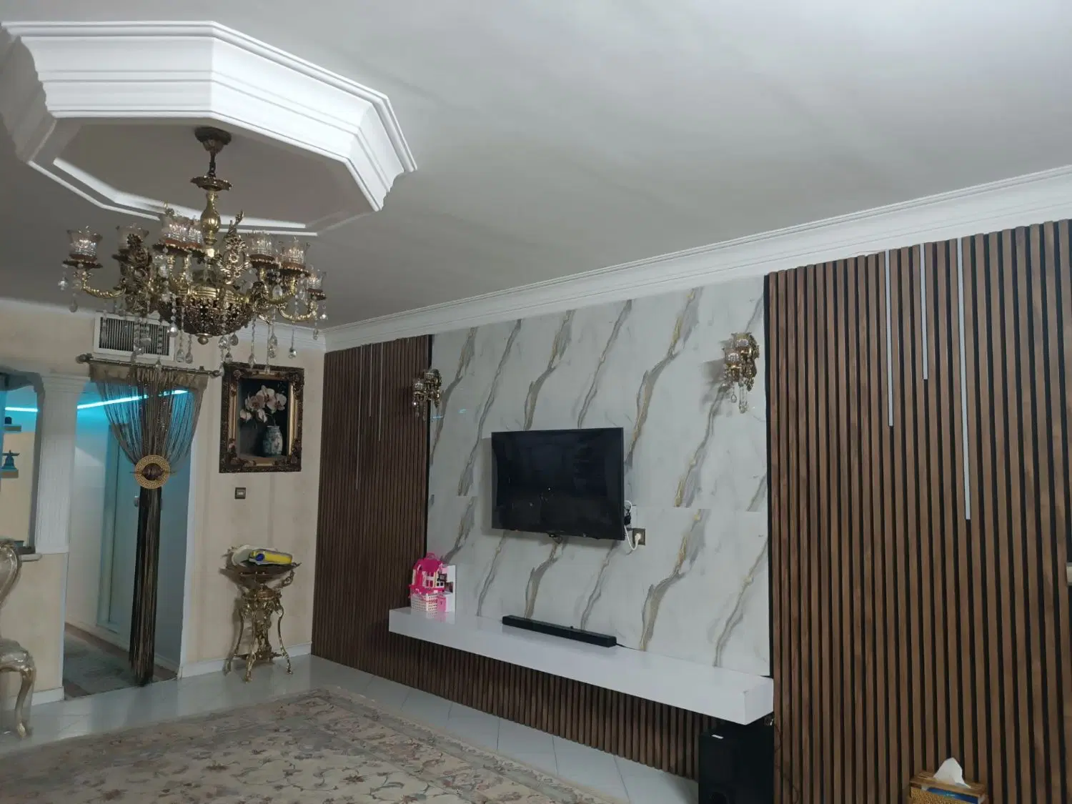 اپارتمان تک واحدی