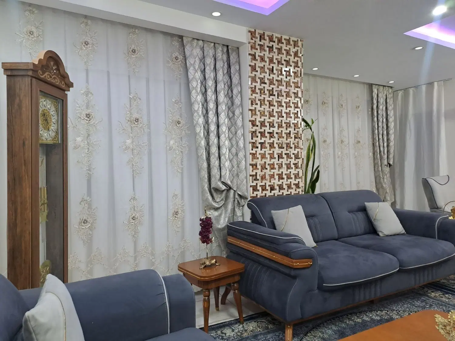 متراژ ۱۰۵ متر تک واحدی