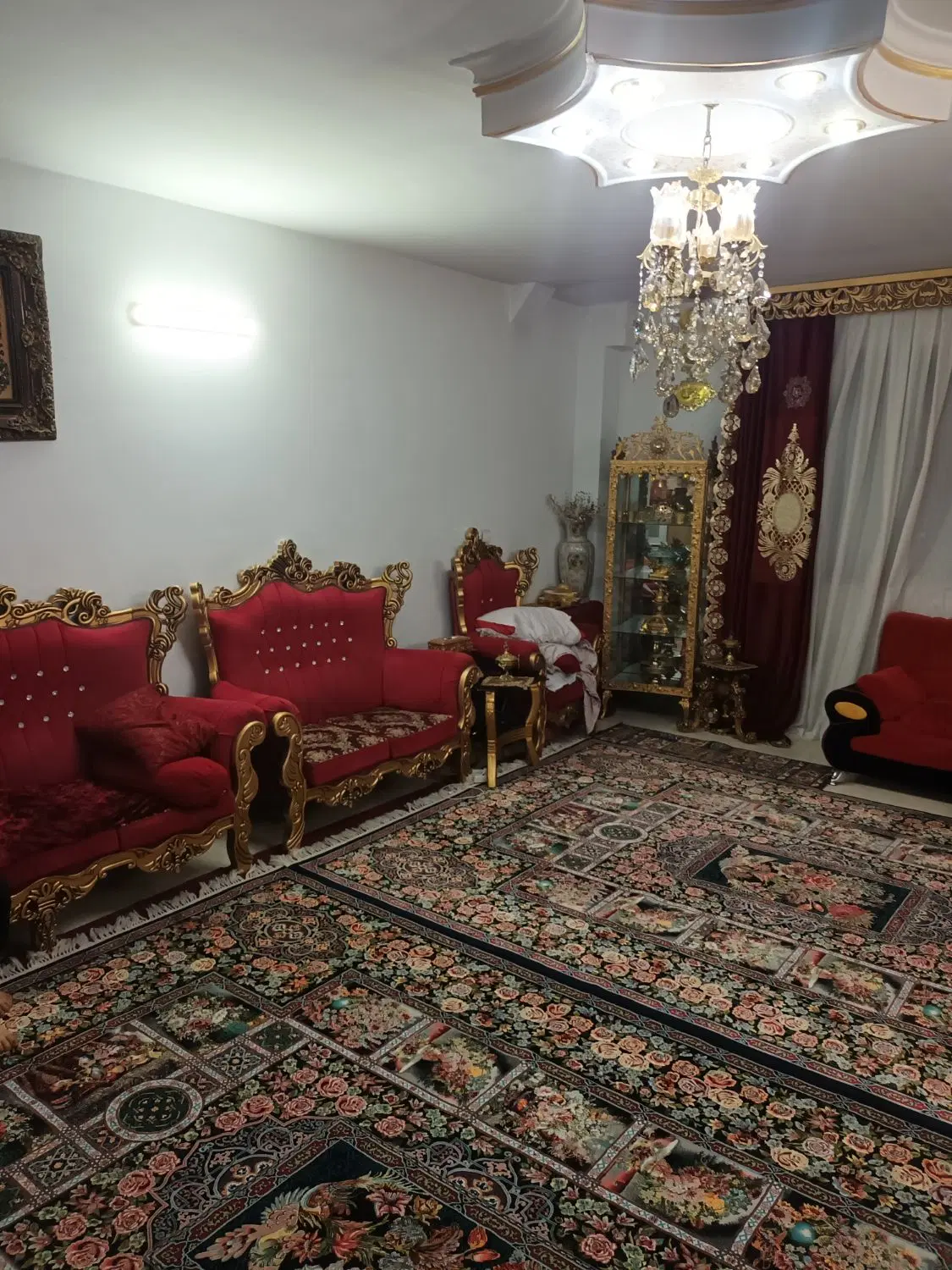 اپارتمان ۶۳ متری طلاییه