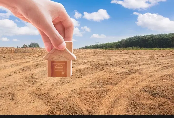 زمین مسکونی در فامنین