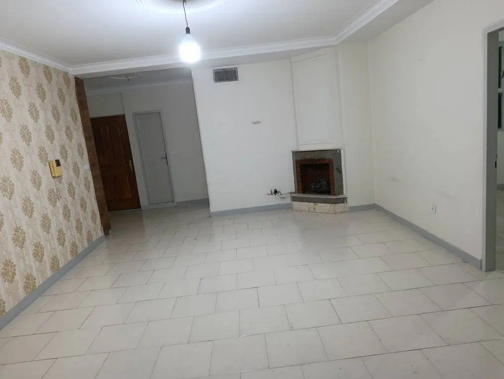 ۶۷ متری تک برگ سند