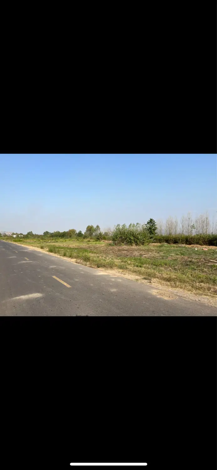 ۵۳۰۰ متر لاهیجان ، ۱۵۰ متر بر جاده اصلی