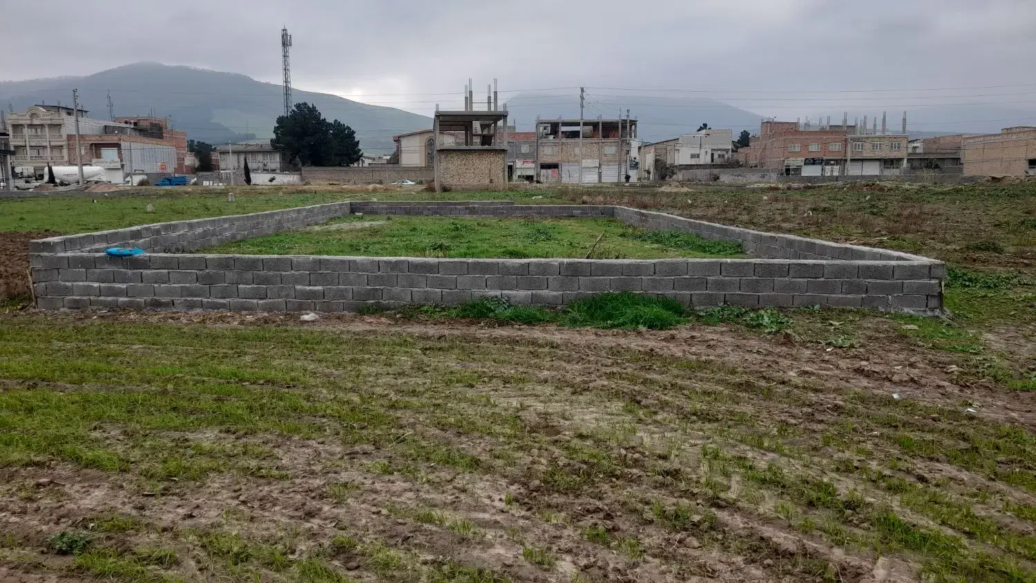زمین فروشی جهت ساخت و ساز مسکونی