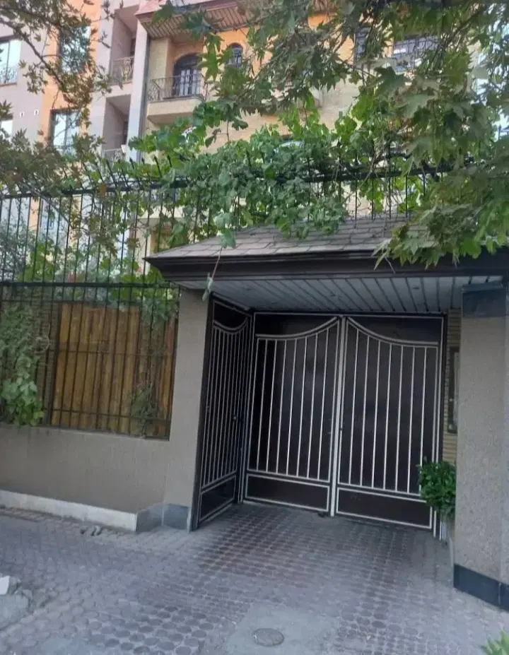 ملک‌ کلنگی فروش