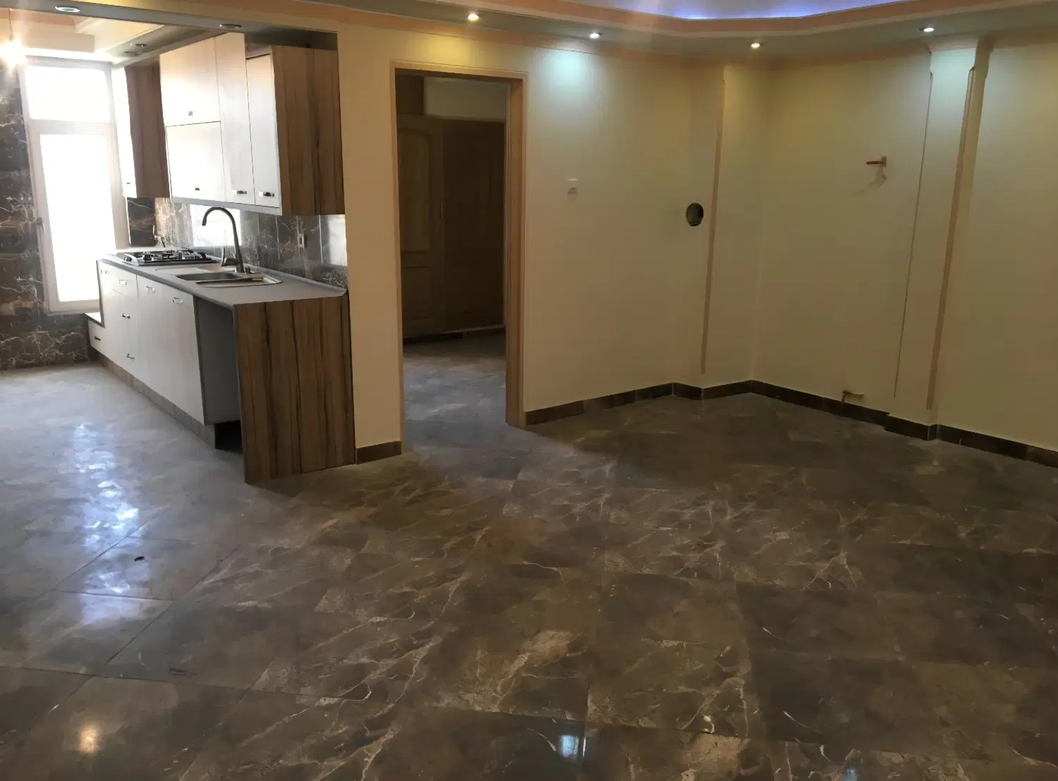 اپارتمان اجاره ای ۷۰ متر با پارکینگ