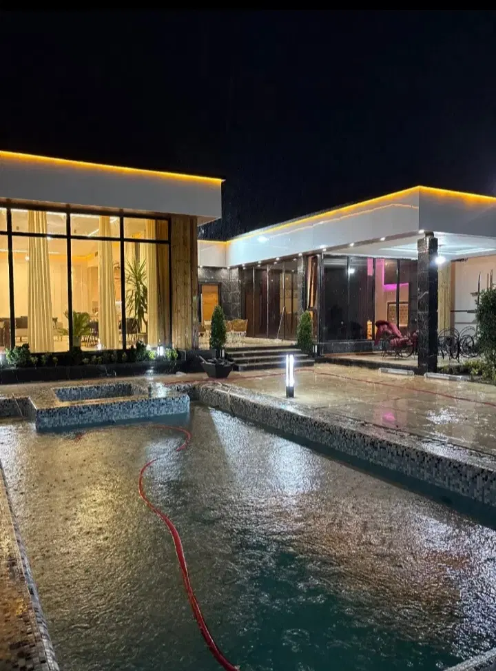 زمین ۵۰۰متری شاهنامه۱۸