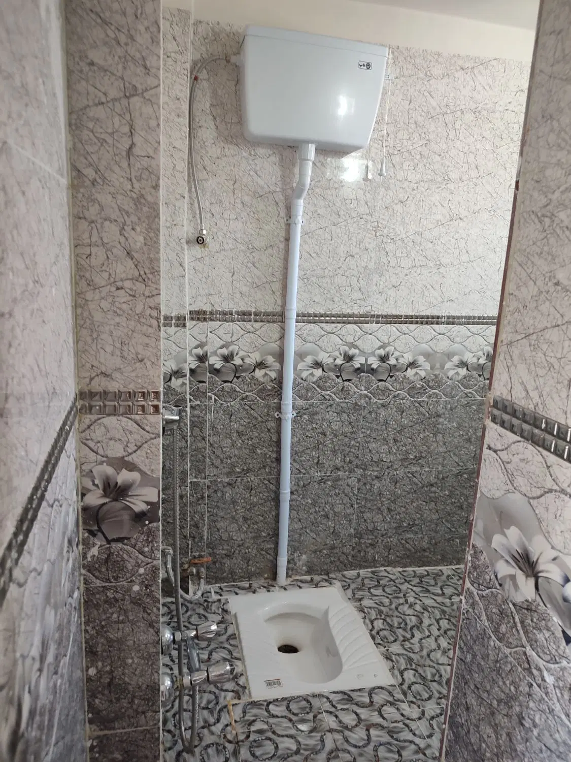یک واحد آپارتمان دوخوابه بسیار شیک