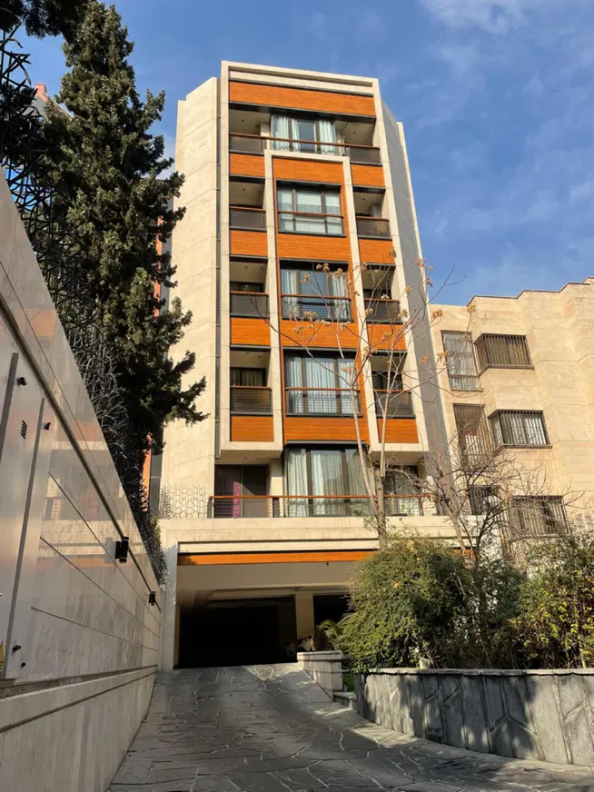 سعادت اباد علامه ۲۶۵ متر(۲ واحد) ۳ پارکینگ سندی