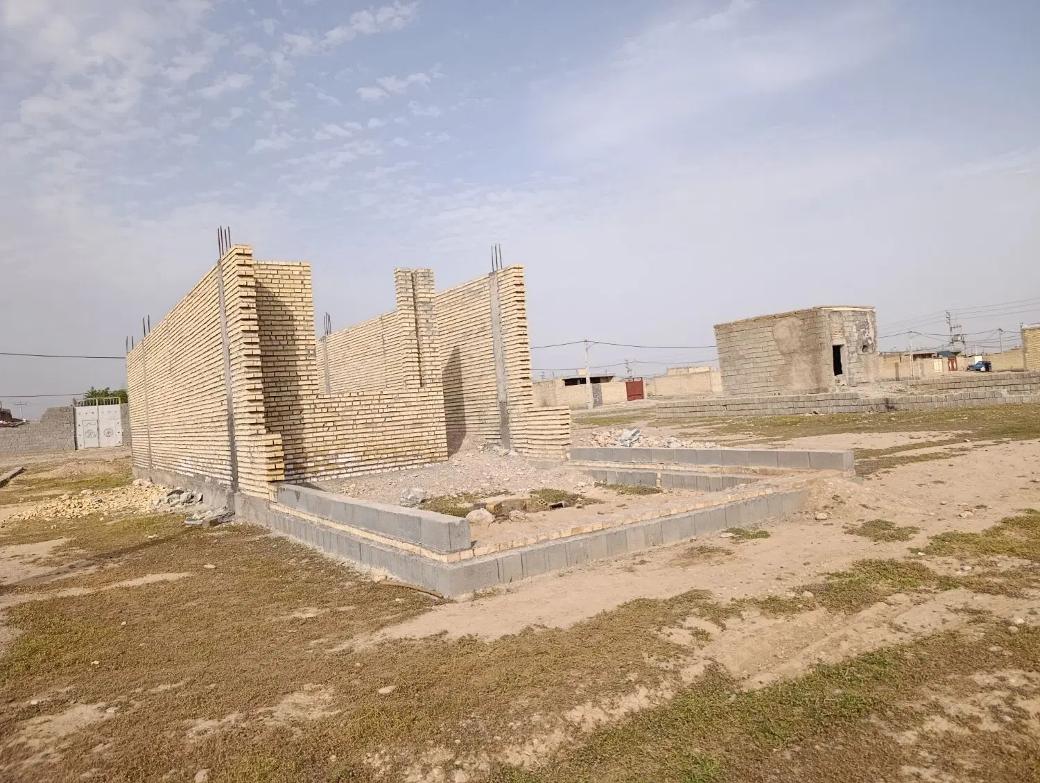 زمین پا تیر در چمگلک