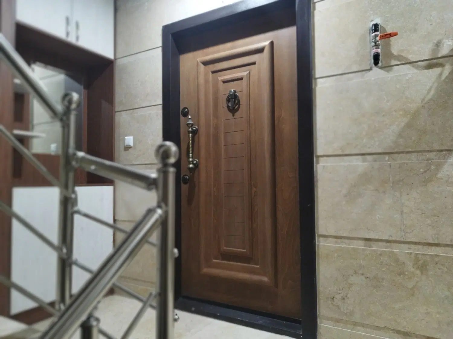 واحد ۶۵ متری واقع در نورزیان بهر امیرکبیر حکمت ۷۲