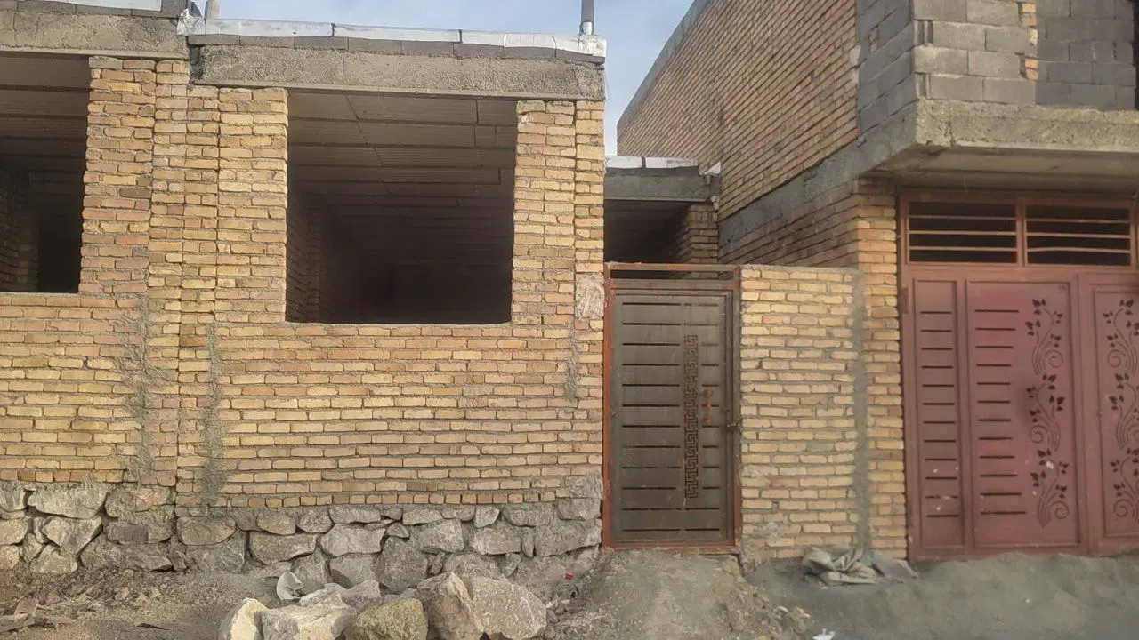 خانه نیمکاره 60متری نایسر