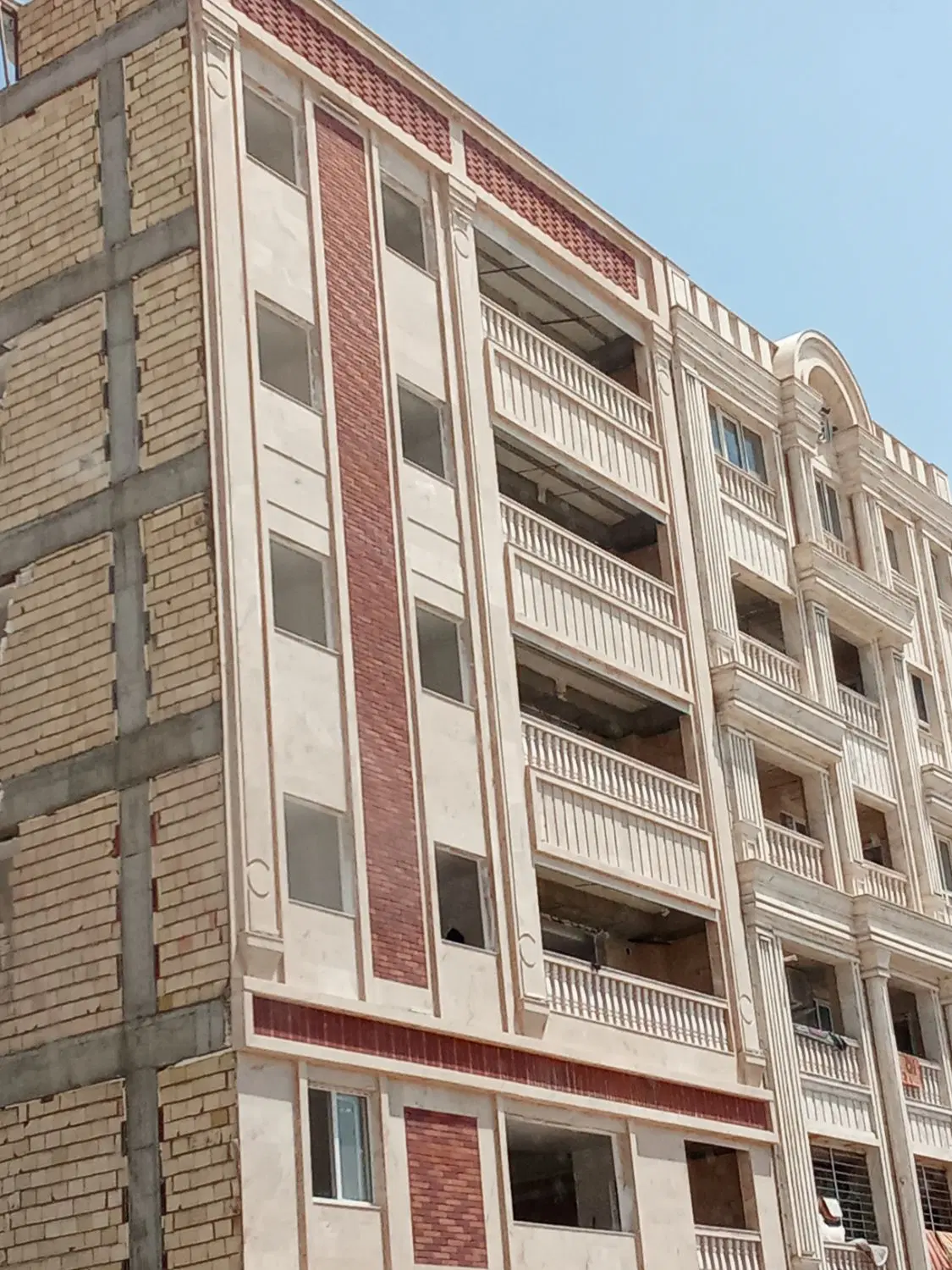 واحد ۱۹۰متری دانش اماده
