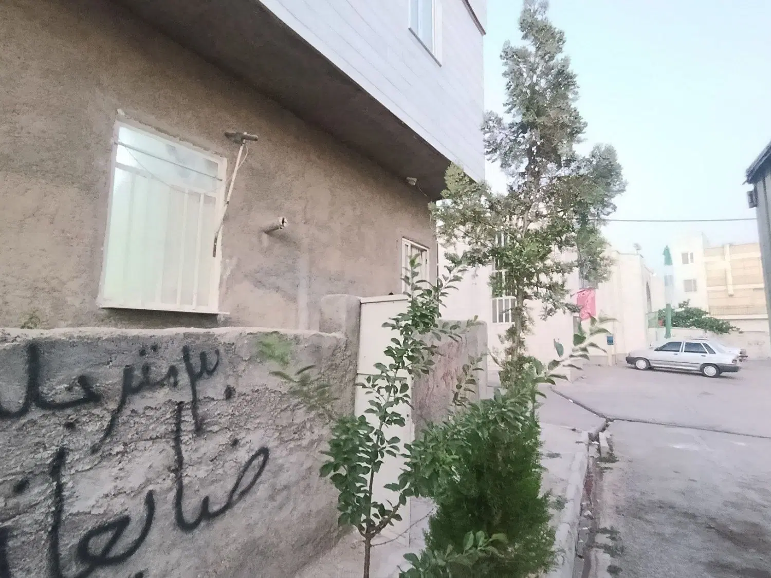 ساختمان دو واحدی