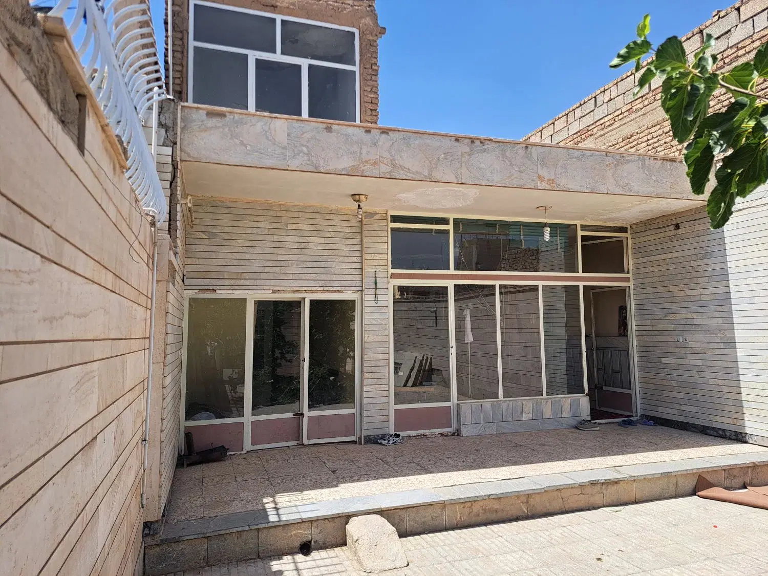 منزل مسکونی