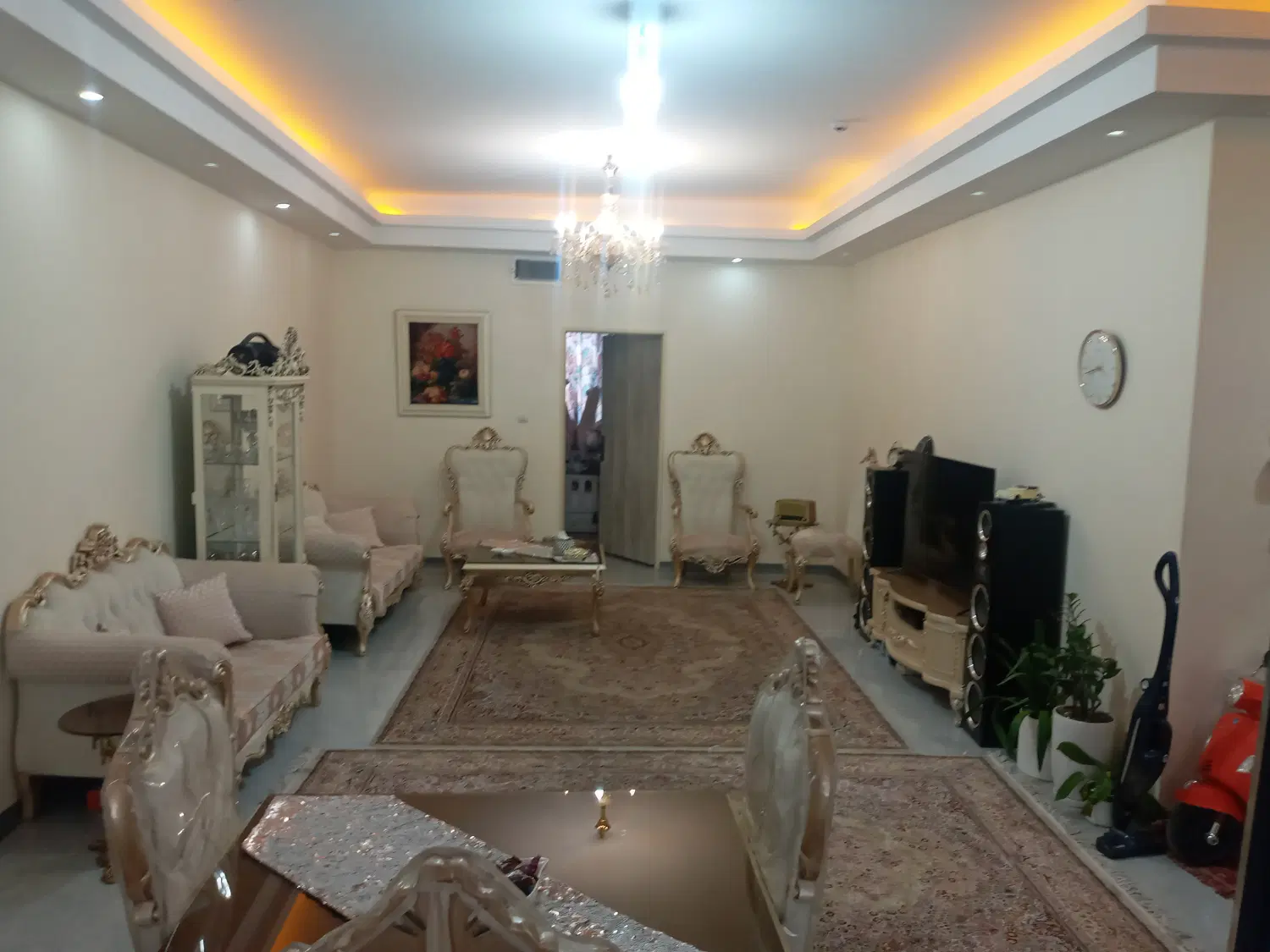۸۰ متر ۲ خواب نوساز خوش نقشه