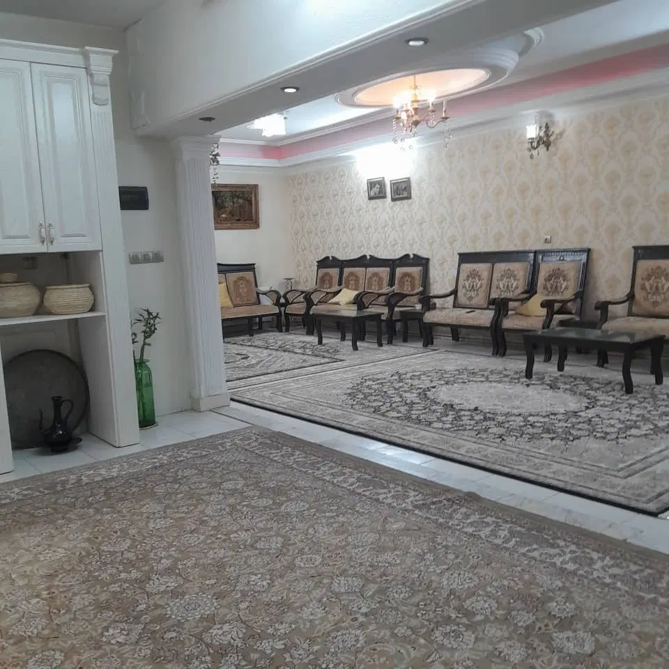 آپارتمان ۹۰ متری رهن و اجاره