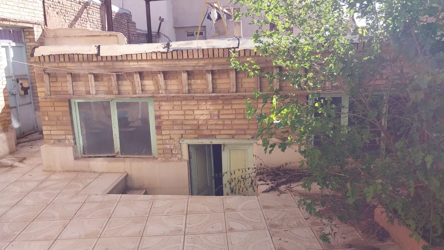 خانه دوطبقه