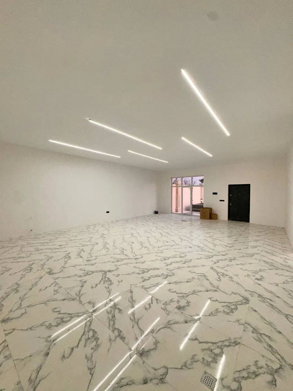 470باغ ویلا کلاسیک رومی