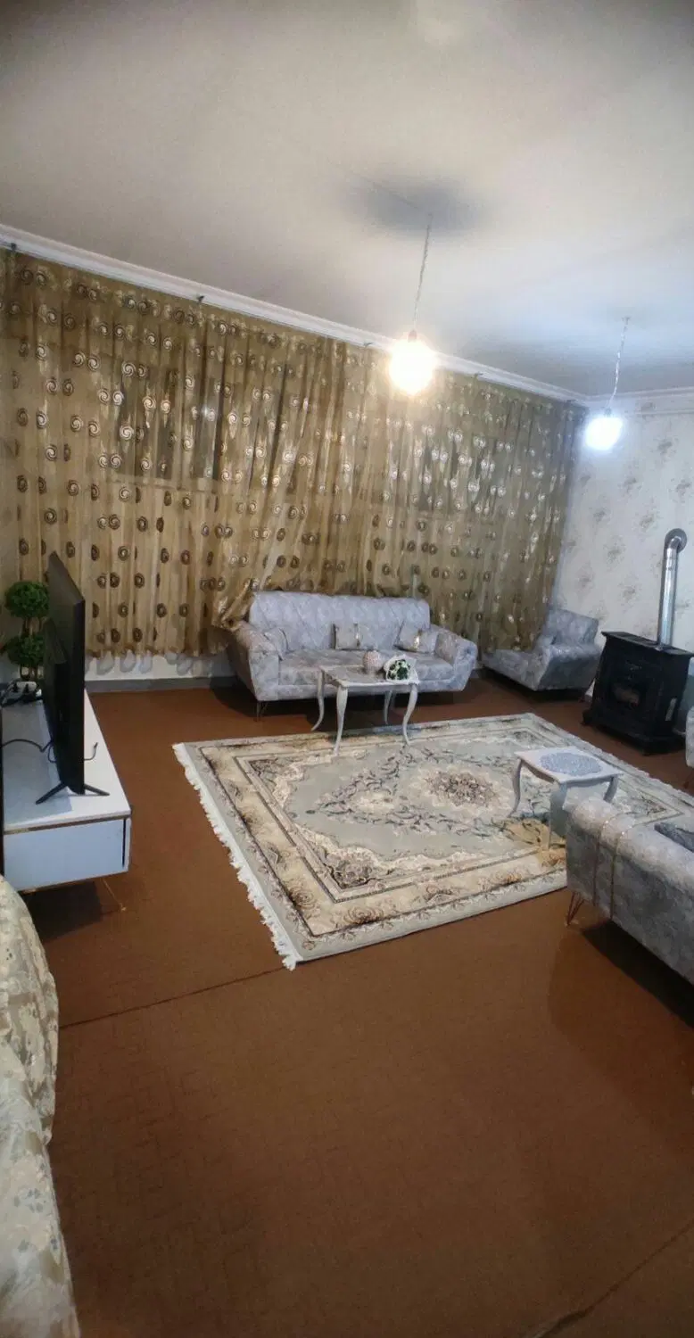 واحد آپارتمان آخر عباسی