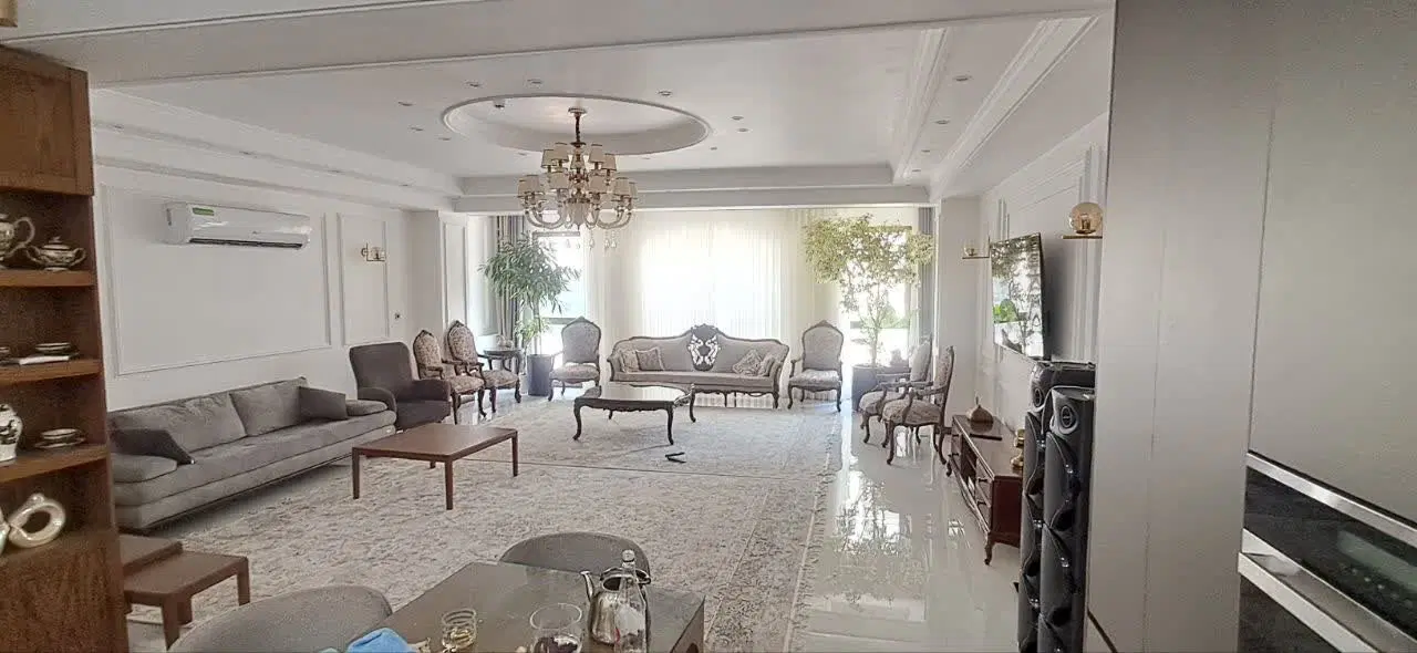 ۱۴۳ متری _ فول امکانات _ نما رومی _ سند دار