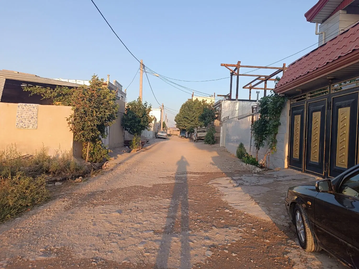 یک قطعه زمین مسکونی به متراژ۷۶ متر