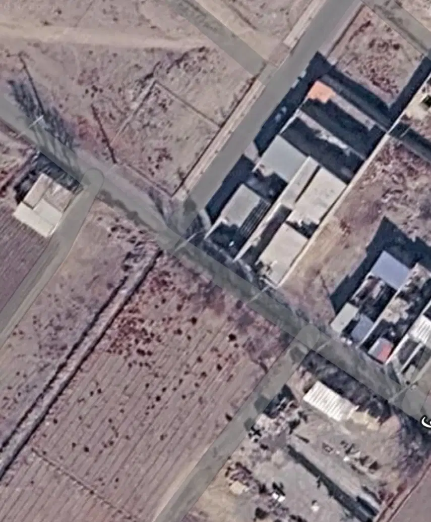 زمین فروشی