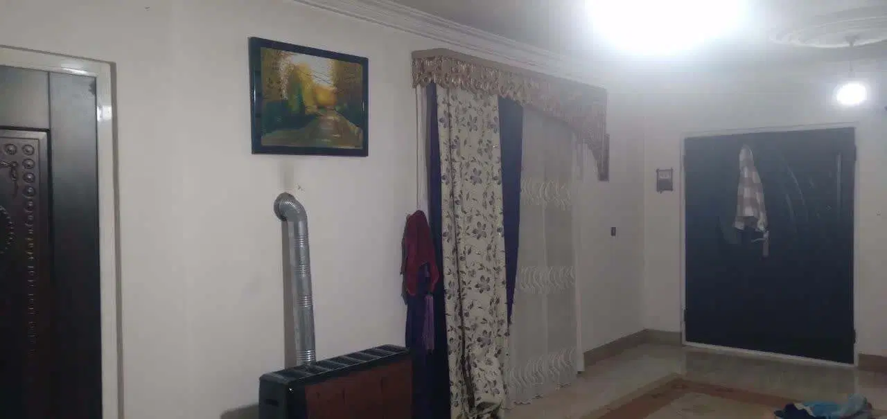 باغ ۱۰۶۰متری با خونه ۱۰۰متر بر خیایان اصلی