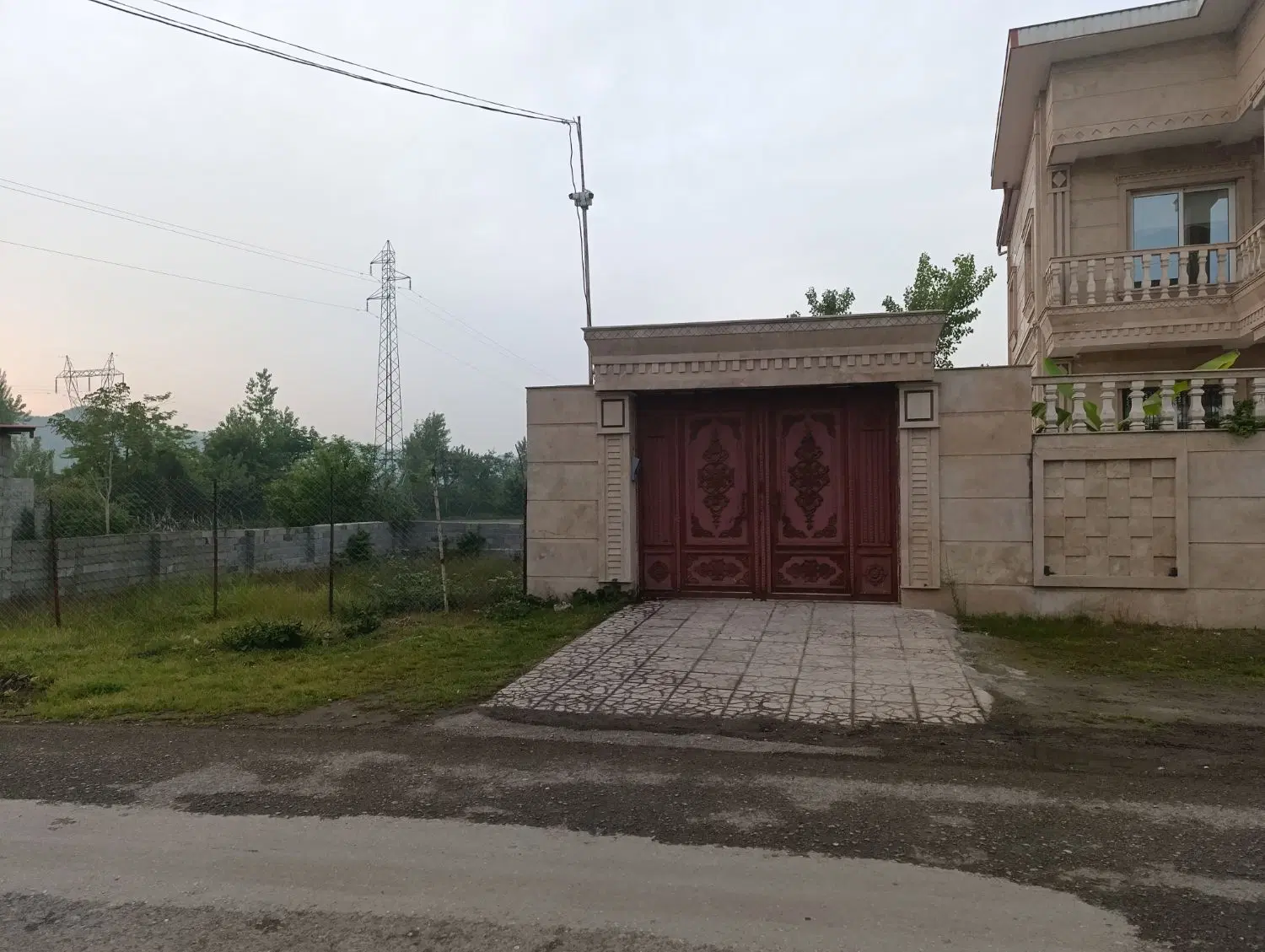 فروش ویلای دوبلکس نوساز به سبک هندی