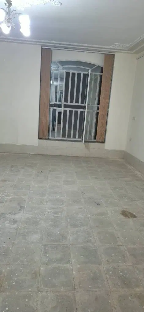 منزل دربست.۶۰متر.واقع در بلوار اتحاد کوچه۲۳