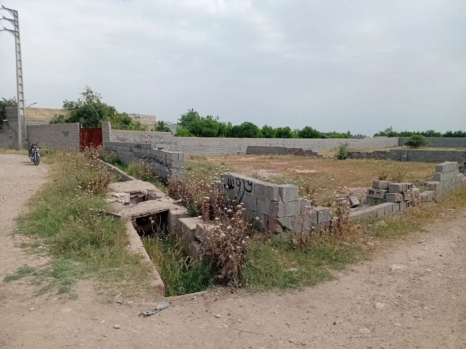 750 متر زمین باغی