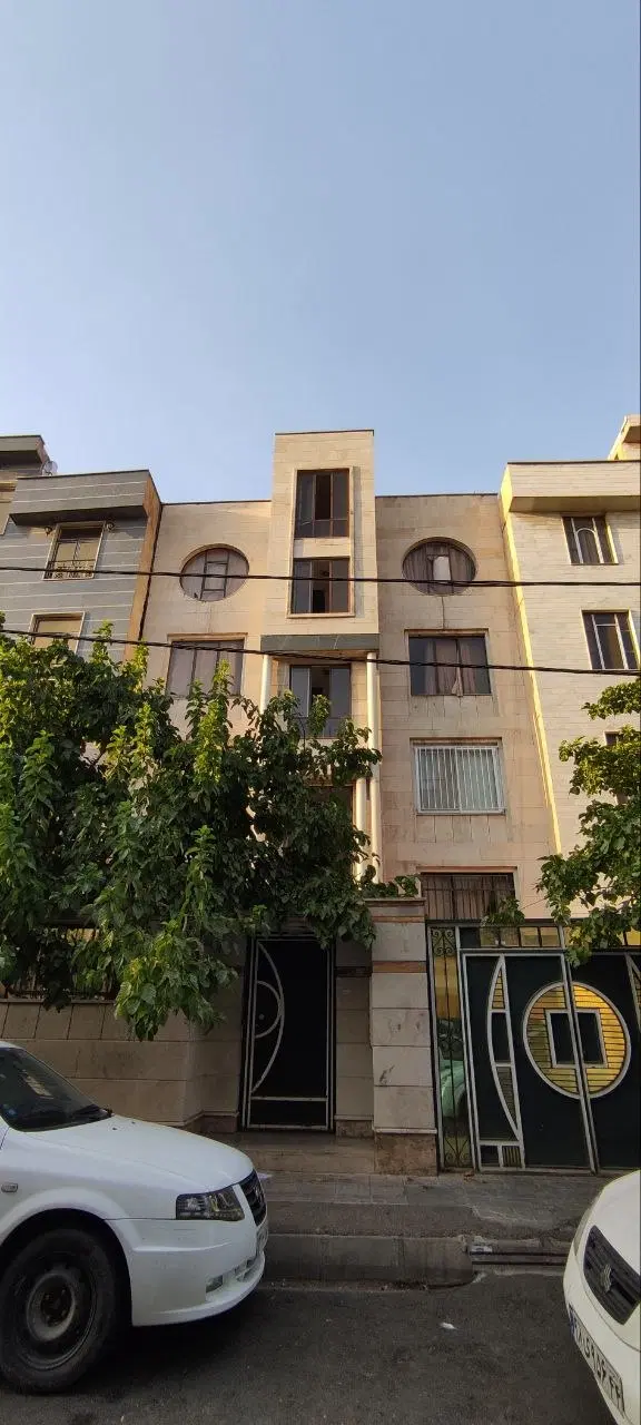 فروش آپارتمان ۶۰ متری با پارکینگ انباری سندی