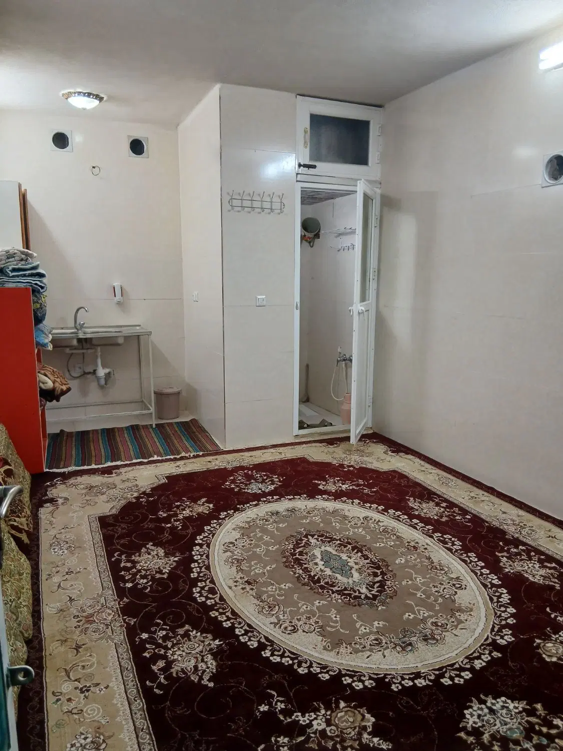 مسافر خانه روز