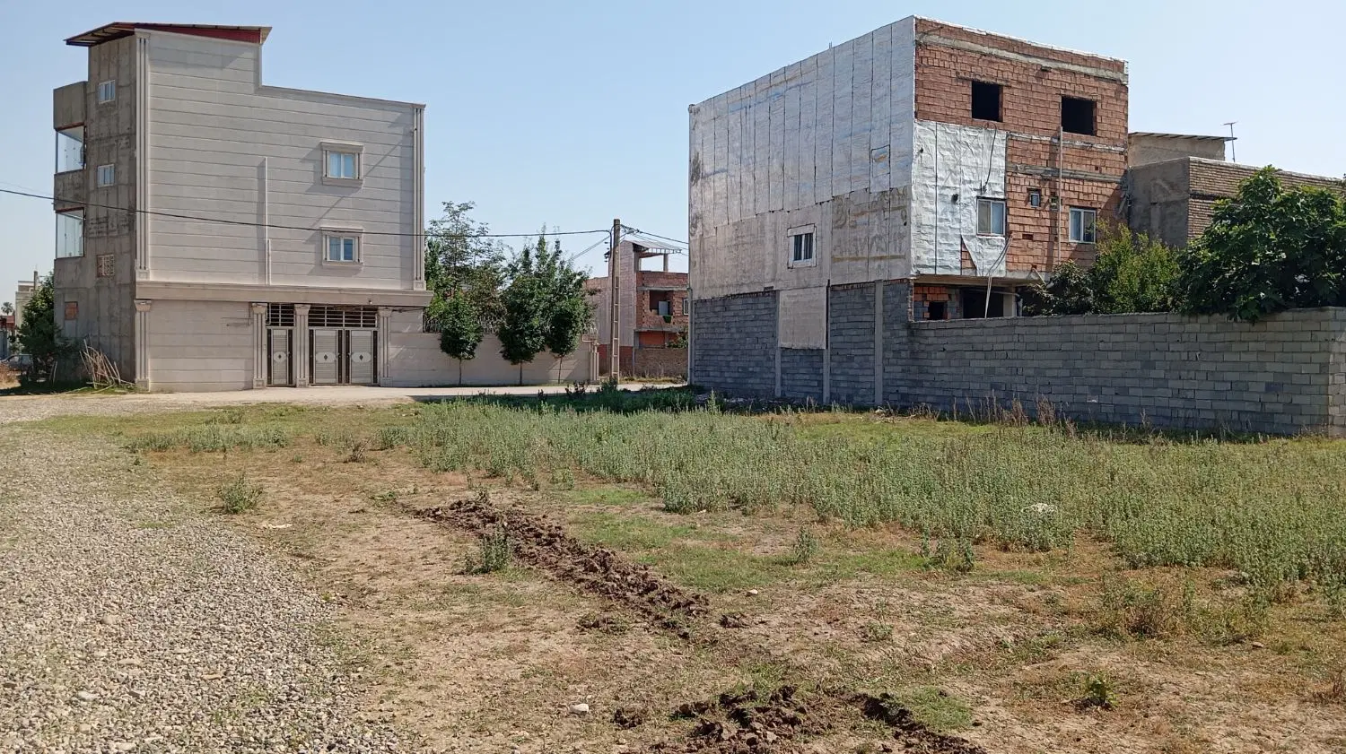 زمین مسکونی داخل بافت دربخشداری خان ببین