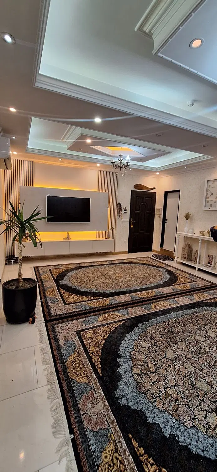 واحد ۷۷ متری عروسک