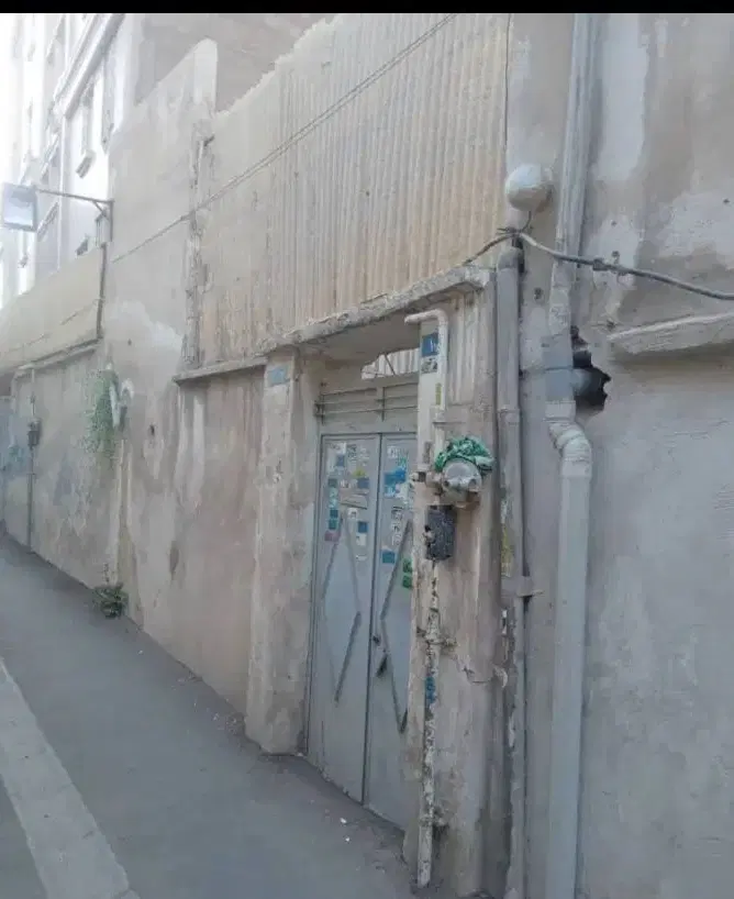 فروش ملک کلنگی قابل سکونت