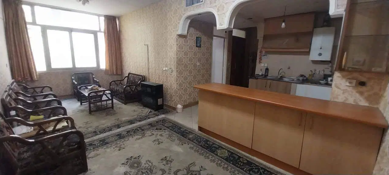 44 متری، خوش نقشه، لوکیشن عالی